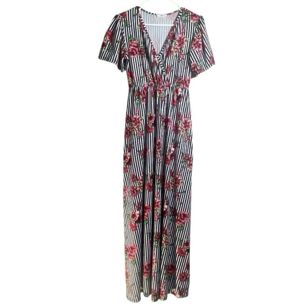 Amelia James Floral Maxi Dress Size Medium – Black White Stripe Red Rose Print